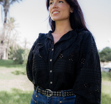 Blusa Negra Bordado