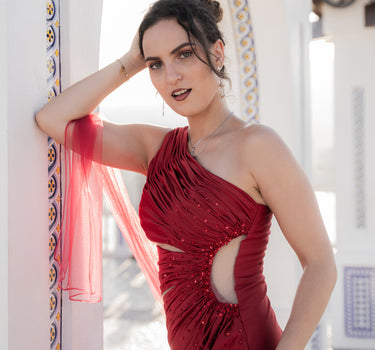 Vestido Carmesí de Ensueño